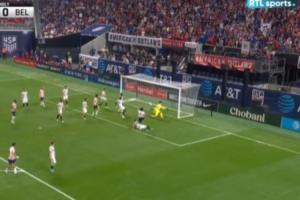 双重红魔！23岁拉门斯为比利时出战扑出必进球，曼联2100万欧引进