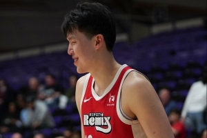 媒体人：G联盟季后赛整体强度真不小 对杨瀚森而言真的有锻炼价值