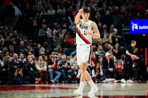 开拓者：球队主动向联盟进行了报告并配合调查！接受联盟裁决！