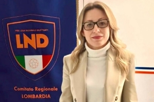 意业余足球区主席：现在足校不注重技战术了，而是直接找外国球员