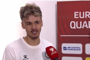 罗体：罗马有意18岁波黑国脚边锋，需2000万欧说服勒沃库森放人