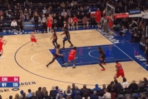 神出鬼没！河村勇辉不看人妙传米勒切入上篮得分