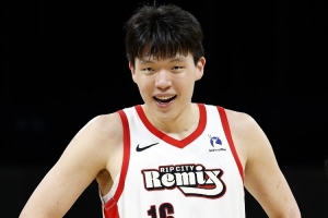 第二节一人扛起了全队进攻？杨瀚森：一人拿80分也不确保赢球