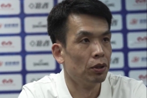 解指导：江西信心还是更高 我们回主场首战有点紧 篮板给空间太大