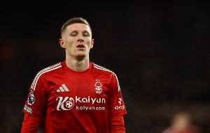 罗马诺：曼联希望今夏签2名中场，曼城已在和安德森的团队谈判