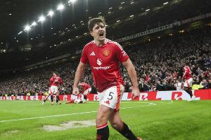 邮报：马奎尔与曼联降薪续约，他一心想留在俱乐部