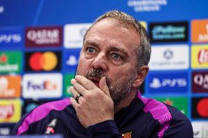 世体：加泰德比和欧冠次回合接踵而至，巴萨中场人员安排捉襟见肘