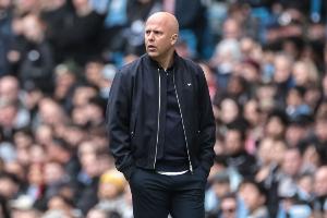 斯洛特：知道还有哪些机会摆在我们面前 不能因为要对阵巴黎分心