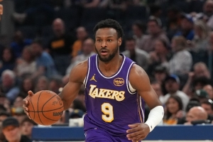 布朗尼：我们要继续以正确方式打球 希望今天能够赢下太阳