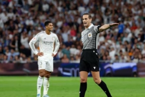 龙赛罗：在裁委员会中，仍有内格雷拉时代的裁判损害皇马偏袒巴萨