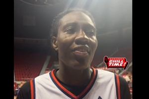 娜塔莎·霍华德：在WCBA打好几年了 我喜欢这的生活和中国文化