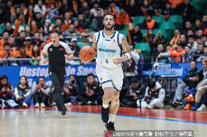 因伤退场!韦瑟斯庞11投7中拿到19分3板3助 三分5中3