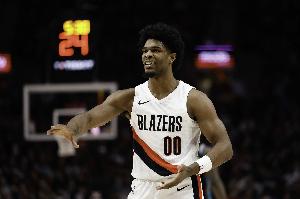 亨德森：热爱篮球远离它很痛苦 联盟很多人只是擅长但不热爱篮球