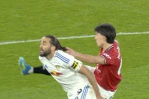 被认定暴力直红停赛3场!电讯报:曼联准备就利马红牌进行上诉