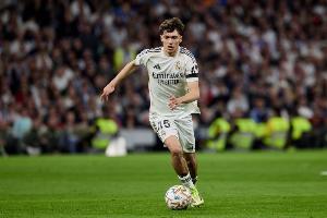 龙赛罗:若我是阿韦洛亚会让皮塔奇首发,而非状态起伏的卡马文加