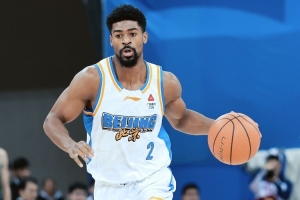 直播吧:贝利表现欠佳 北京男篮计划在近期引入新的后卫外援