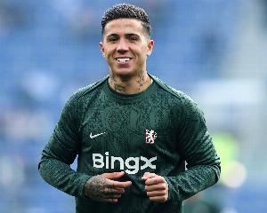 罗塞尼尔：恩佐在随队训练且状态出色 本场人员选择和往常一样