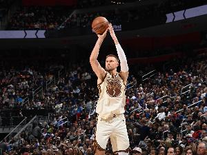 一战定生死！明天勇士VS太阳附加赛：波津因右脚踝酸痛出战成疑