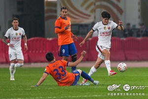 海港队1-1客场战平山东泰山，4月21日主场迎战重庆铜梁龙