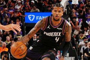 生涯代表作！杰伦·格林8记三分平纪录 0罚球砍36分6板3帽！