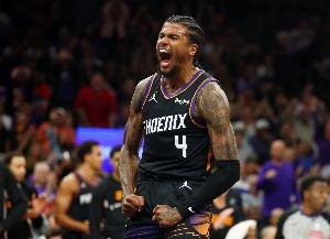 火记：这场又是属于杰伦·格林 他展现出的超凡天赋令人惊叹