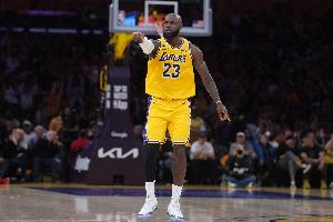 徐静雨：詹姆斯是NBA的技术教科书 他的比赛是真正的艺术