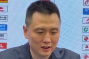 卢伟：目前球队阵容整体状态都不错 希望大家能够保持下去