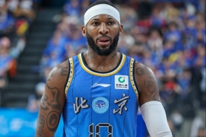 京媒：阿隆德斯·威廉姆斯可以更好地补充杰曼的短板