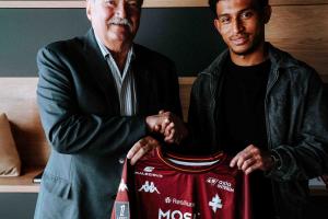 为救女友全身严重烧伤！梅斯官方：与19岁小将签下第一份职业合同