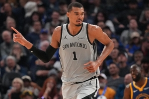 全票DPOY！富保罗：文班亚马将是联盟的门面 希望他取得更大成功