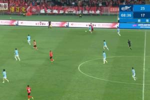 大连马尔蒂尼？毛伟杰本轮精彩防守铲留球，全场12次对抗4次过人